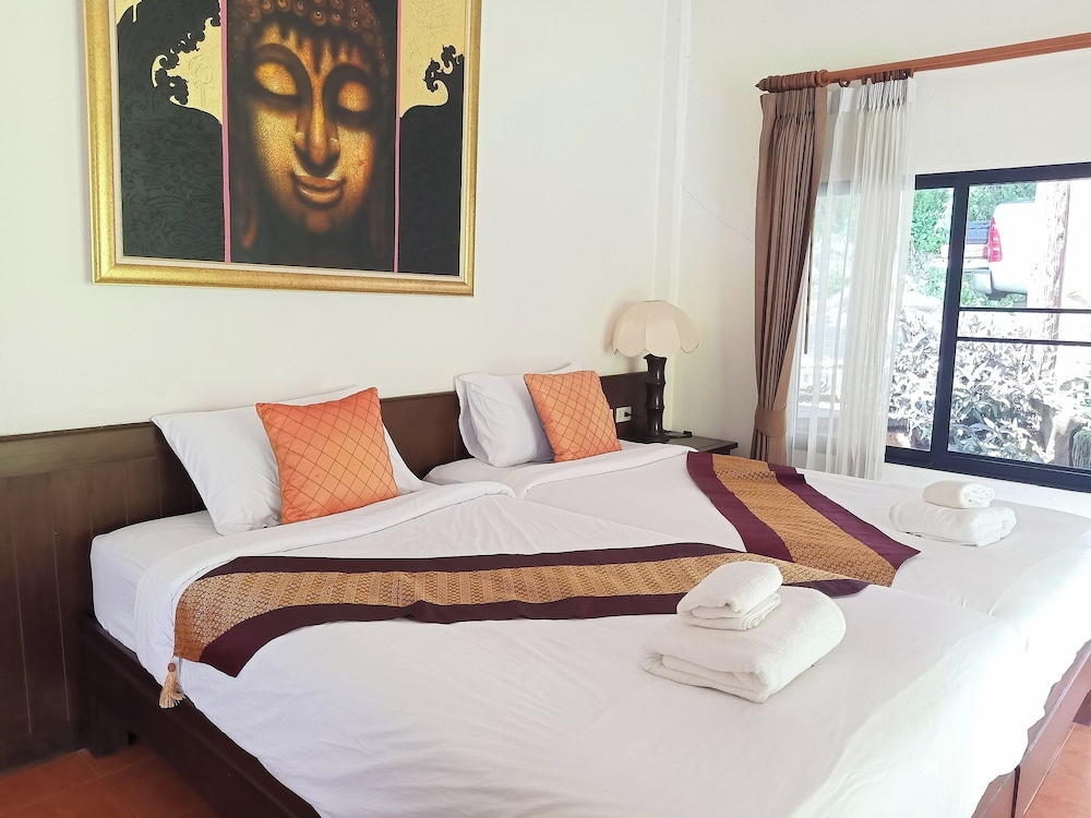 Insda Resort Chiang Mai 12/49
