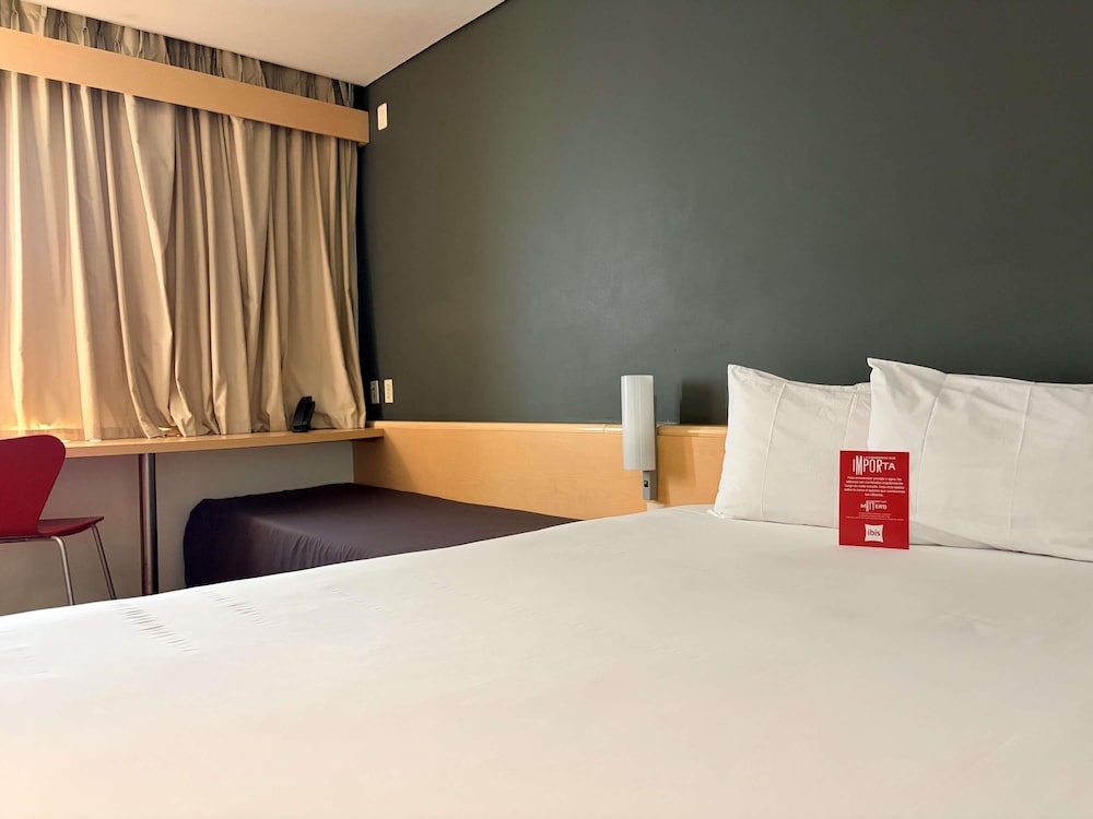 Ibis Monterrey Valle 19/50