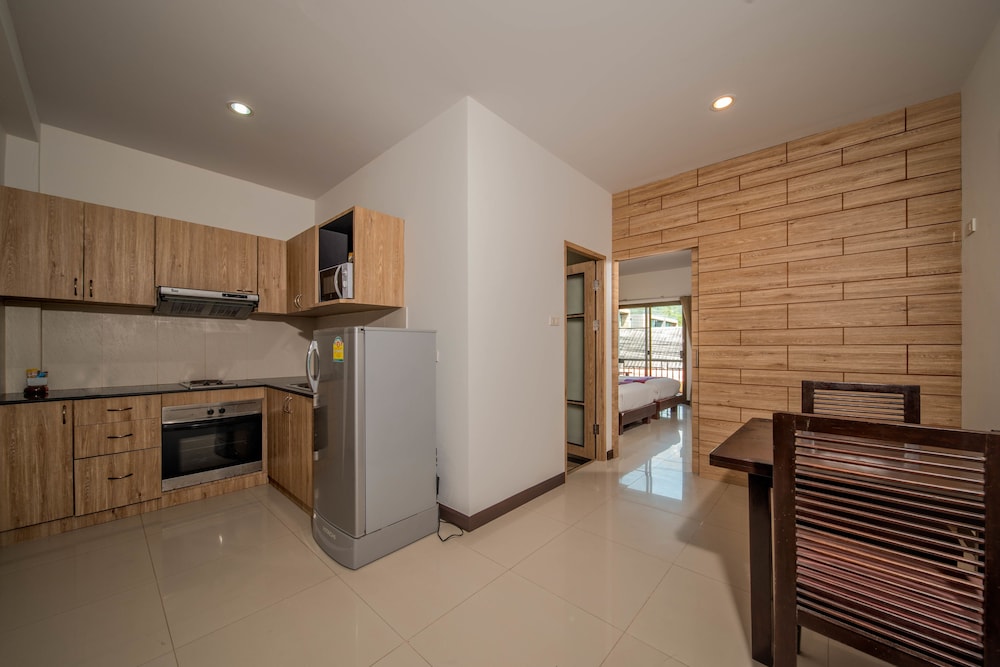 Kamala Beachfront Apartment 8/70
