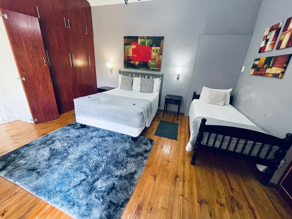 Madeira Bed 12/43