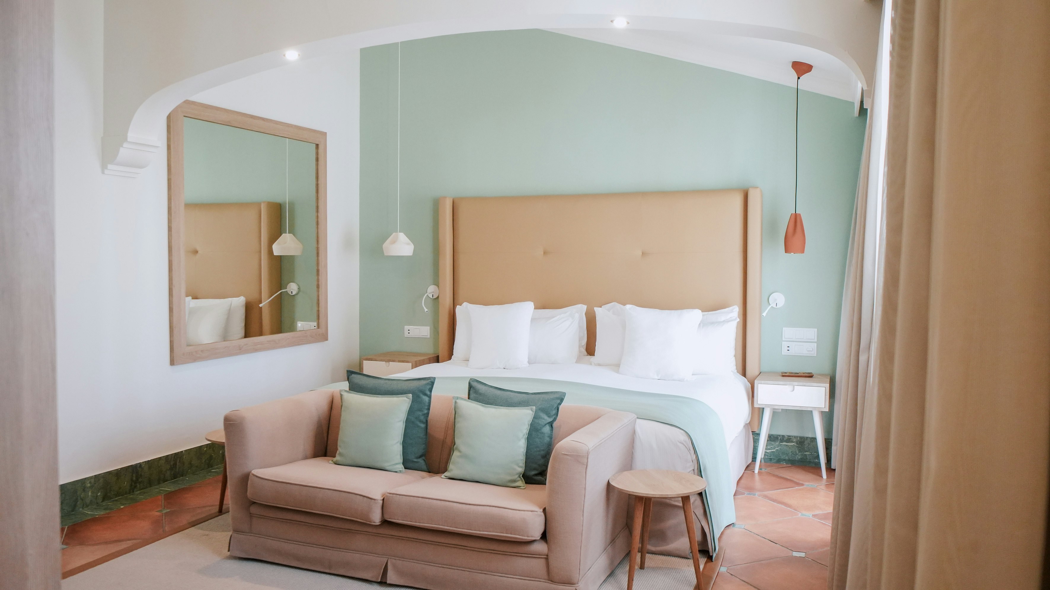 1 Bedroom, Red Level, Suite