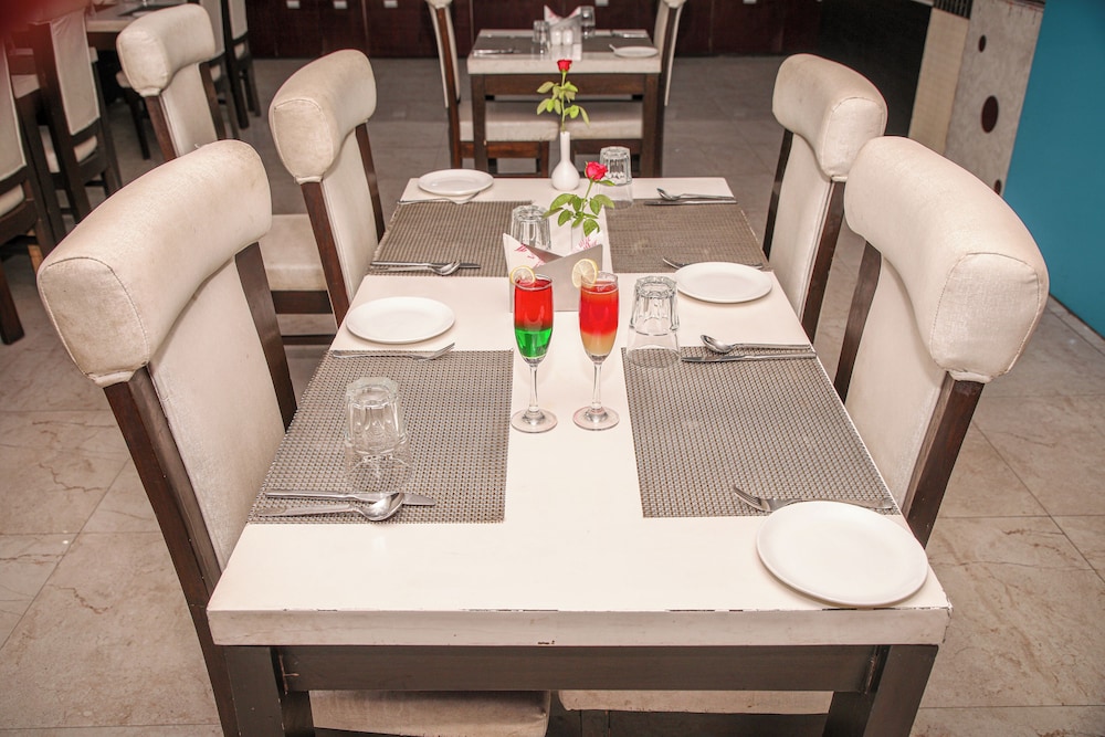Hotel Vaibhav Inn 37/50