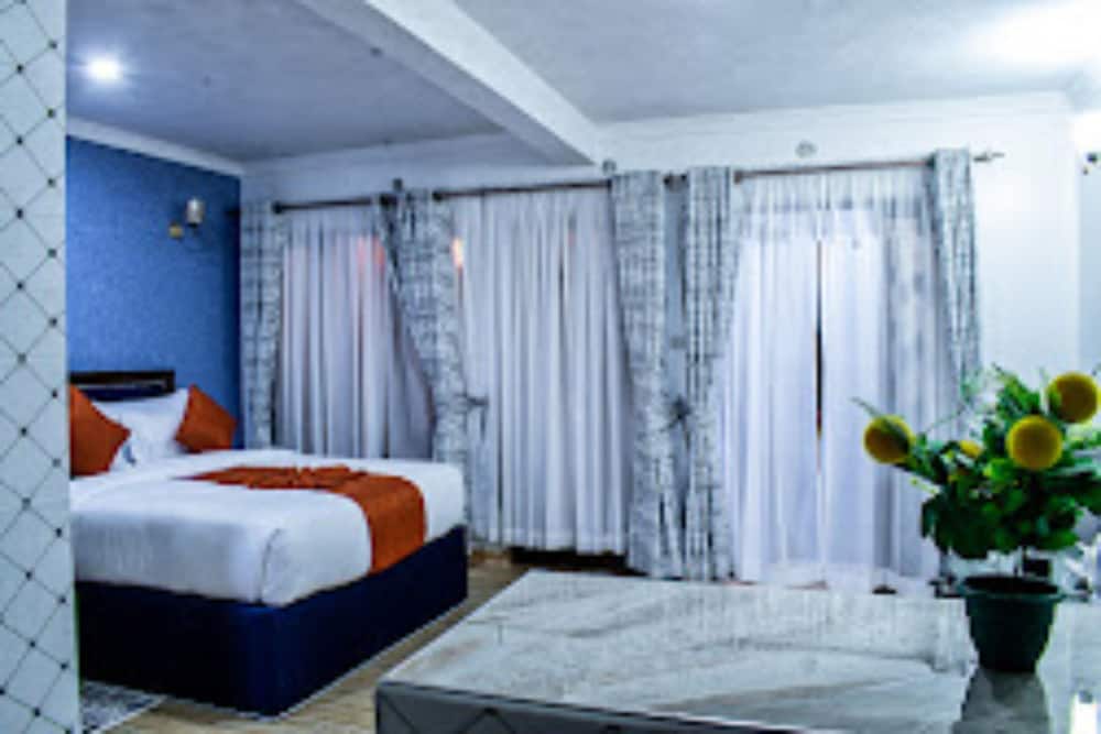 Wonderland Homestay 20/50