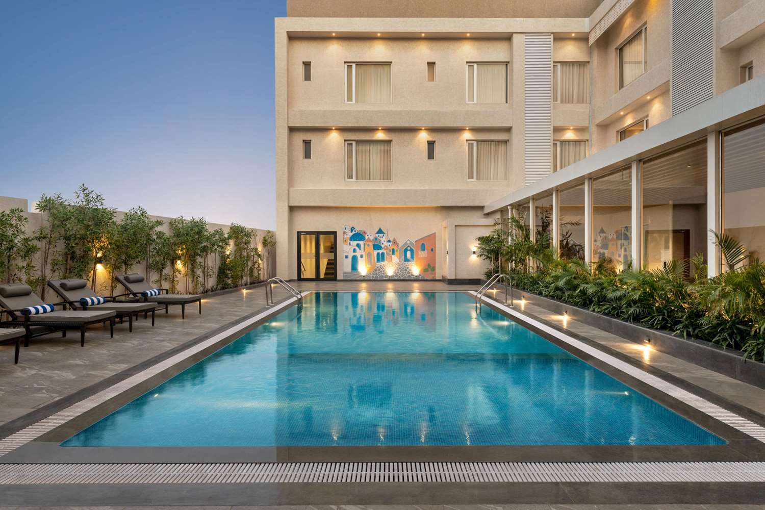 Ramada by Wyndham Gandhidham Shinay 4/14