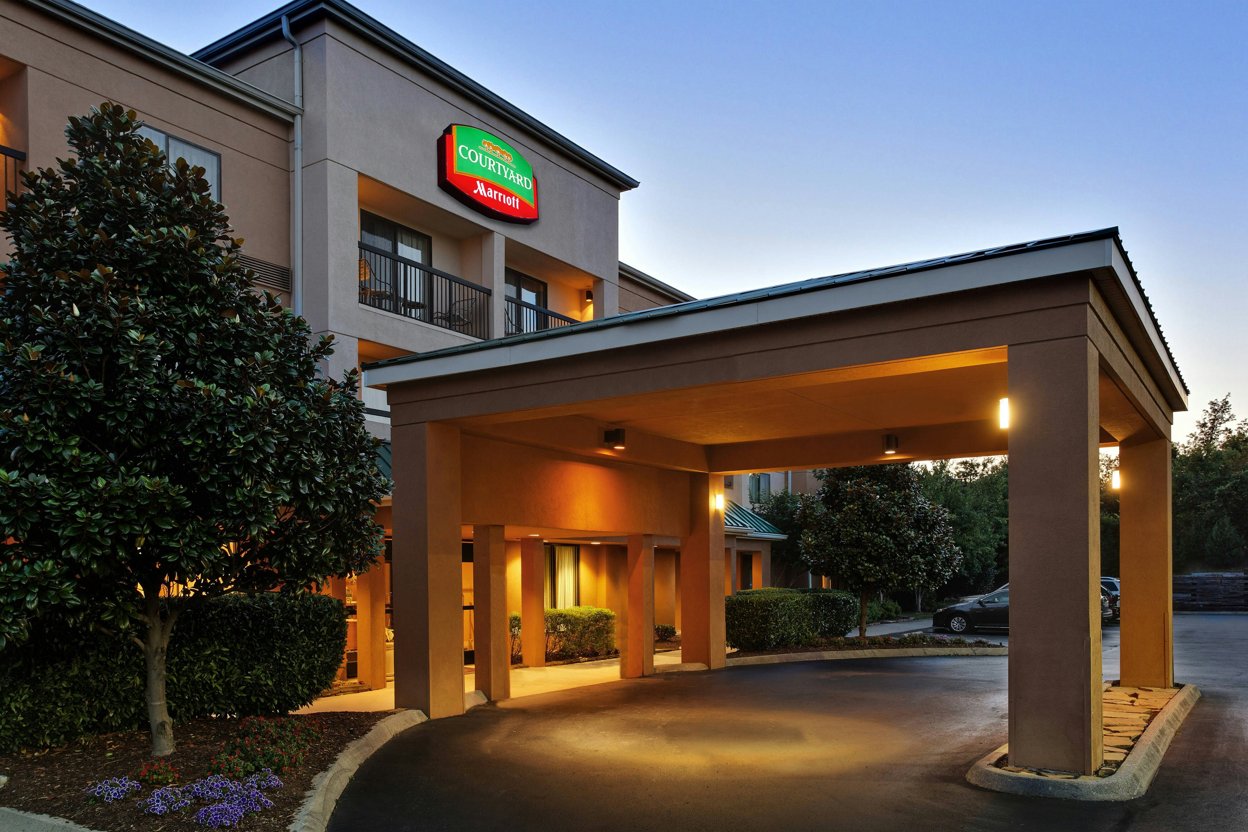 Courtyard By Marriott Knoxville Cedar Bluff 2/39