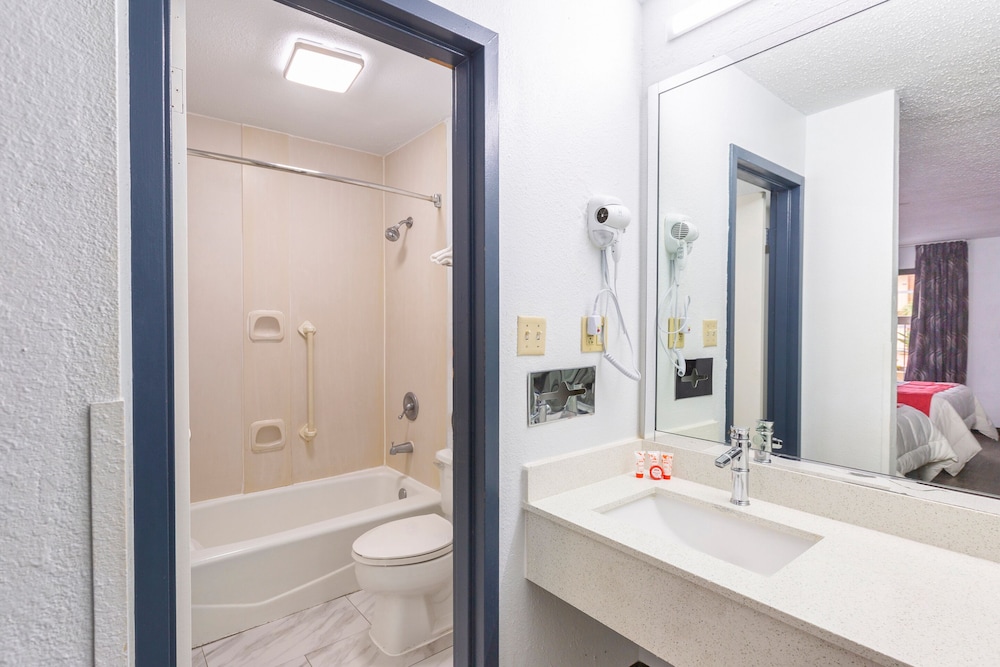 Hotel Baton Rouge Mid City 15/55