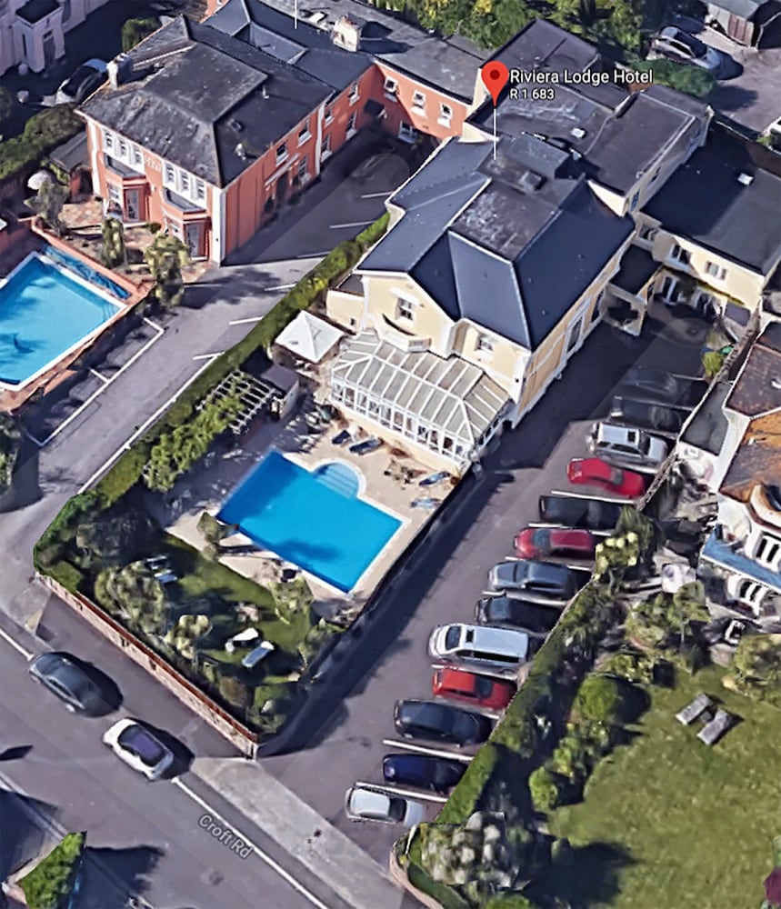 Riviera Lodge Hotel 42/50