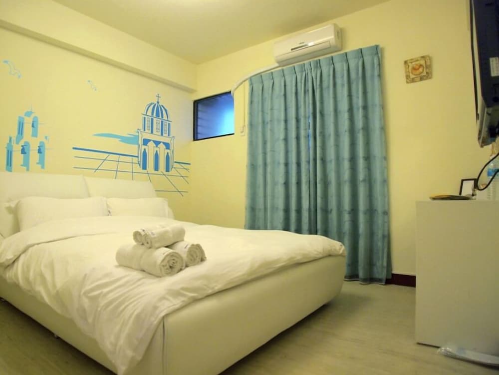 Love Fengjia Colorful Hotel 7/37