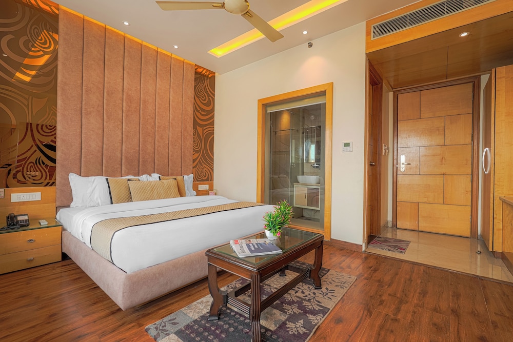 Csjs Inn By Krishna Group Of Hotels 24/50