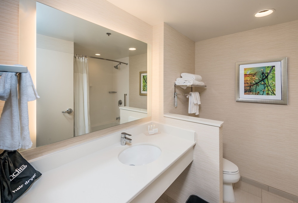 Fairfield By Marriott Inn Suites Plymouth White Mountains 46/47