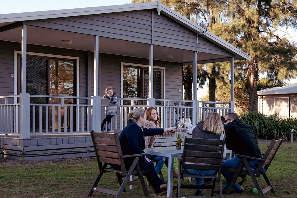 Hunter Valley Resort + Farm 2/37