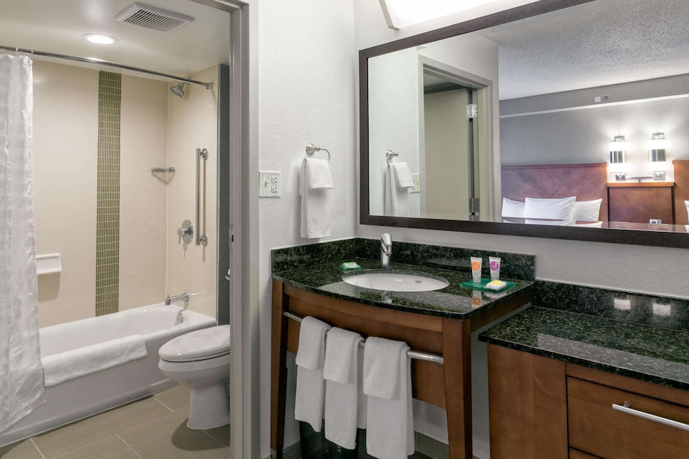 Hyatt Place Nashville/Franklin/Cool Springs 33/77