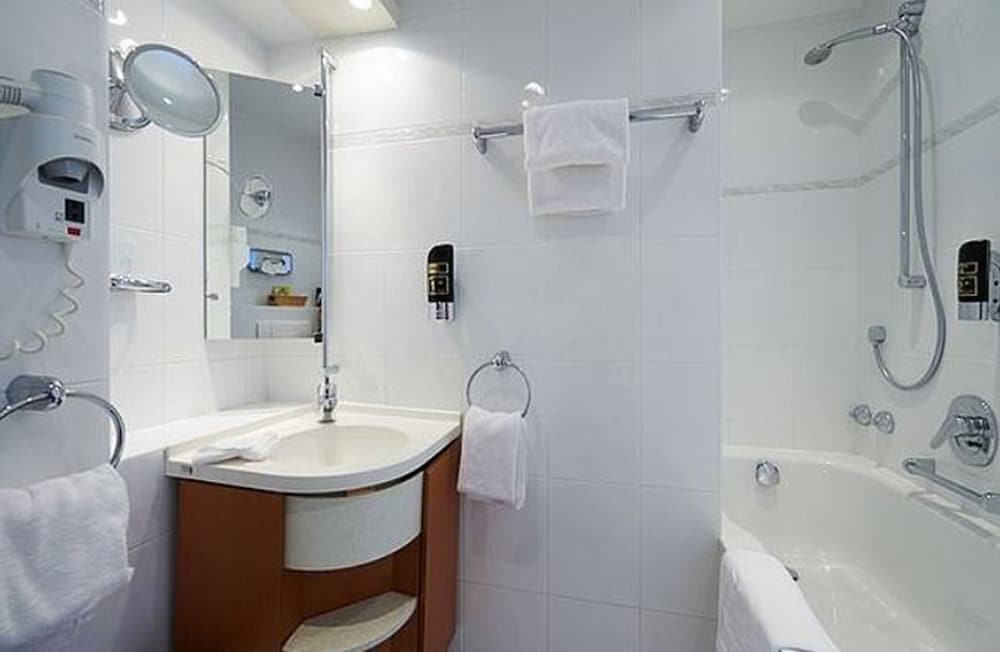 Golfhotel Kaiserin Elisabeth 63/68