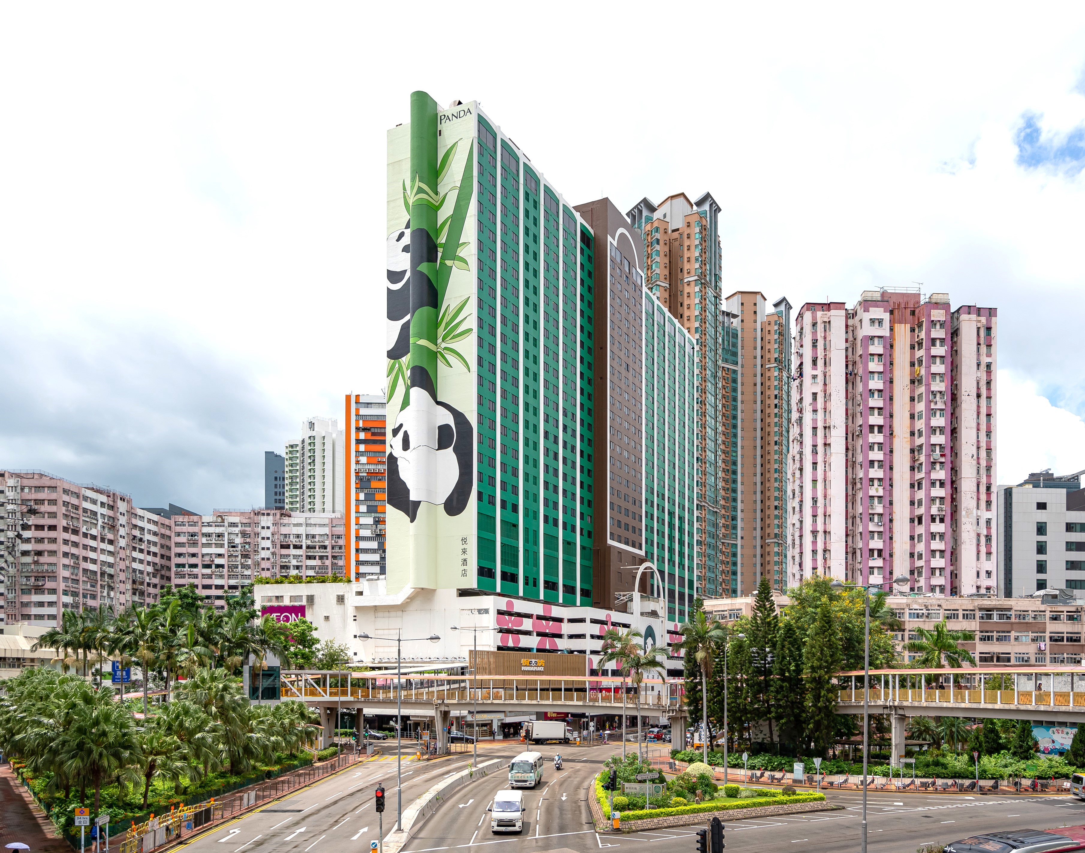 Panda Hotel Hong Kong 26/27
