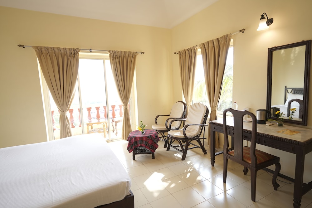 INDISMART WOODBOURNE RESORT 16/50
