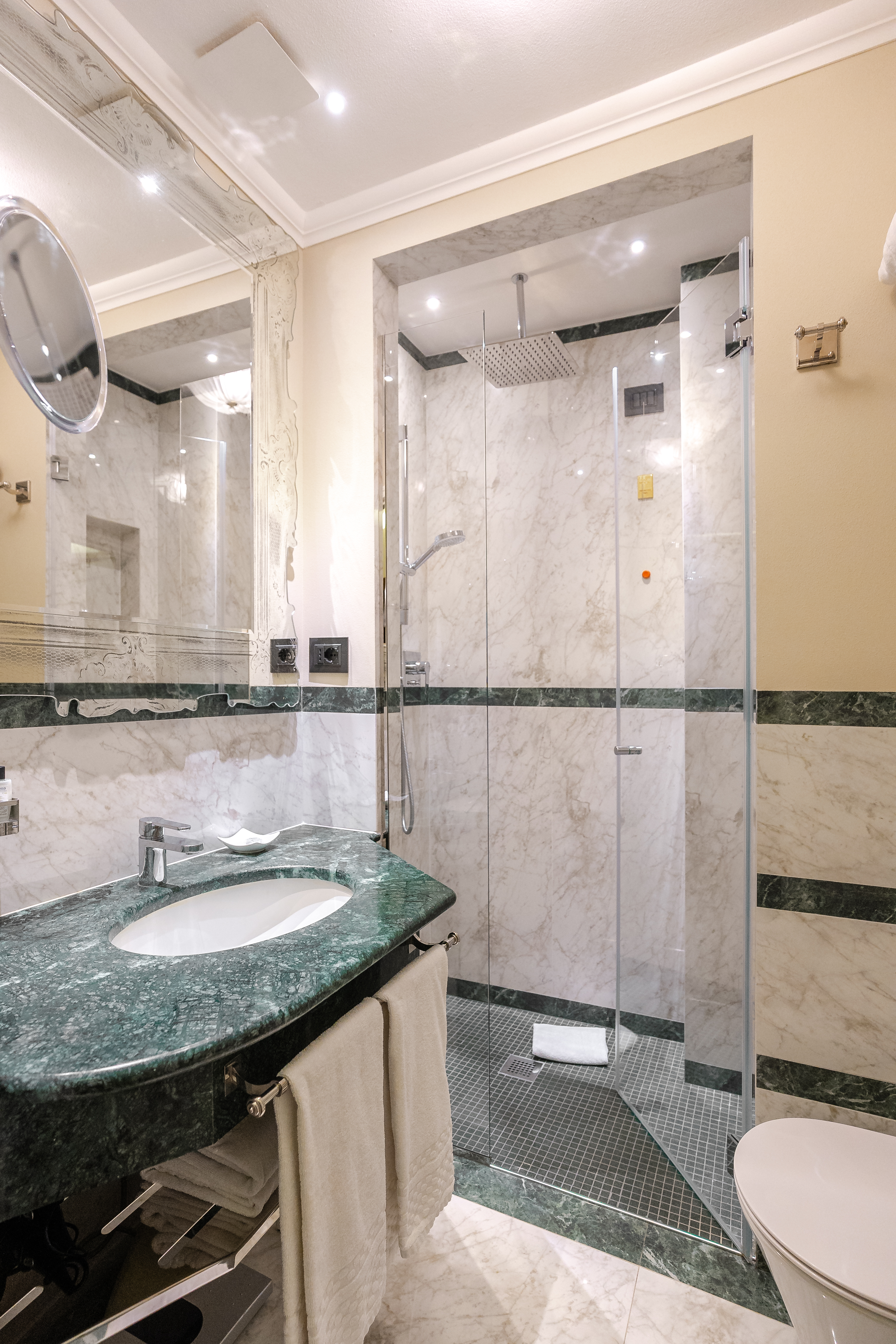Art Hotel Commercianti in BOLOGNA