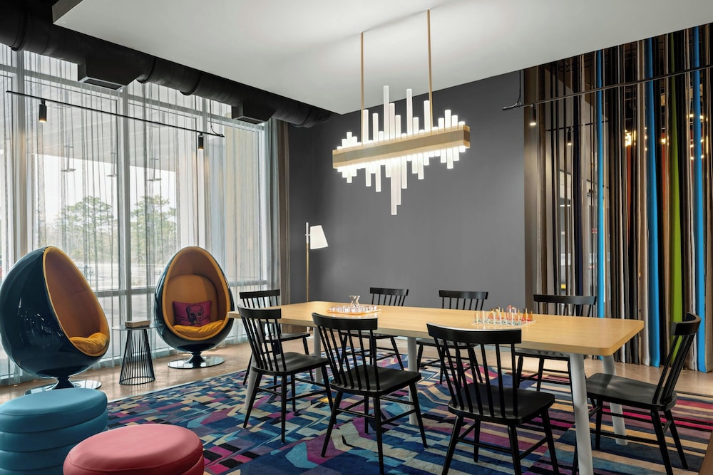 Aloft Orlando Lake Nona 29/49