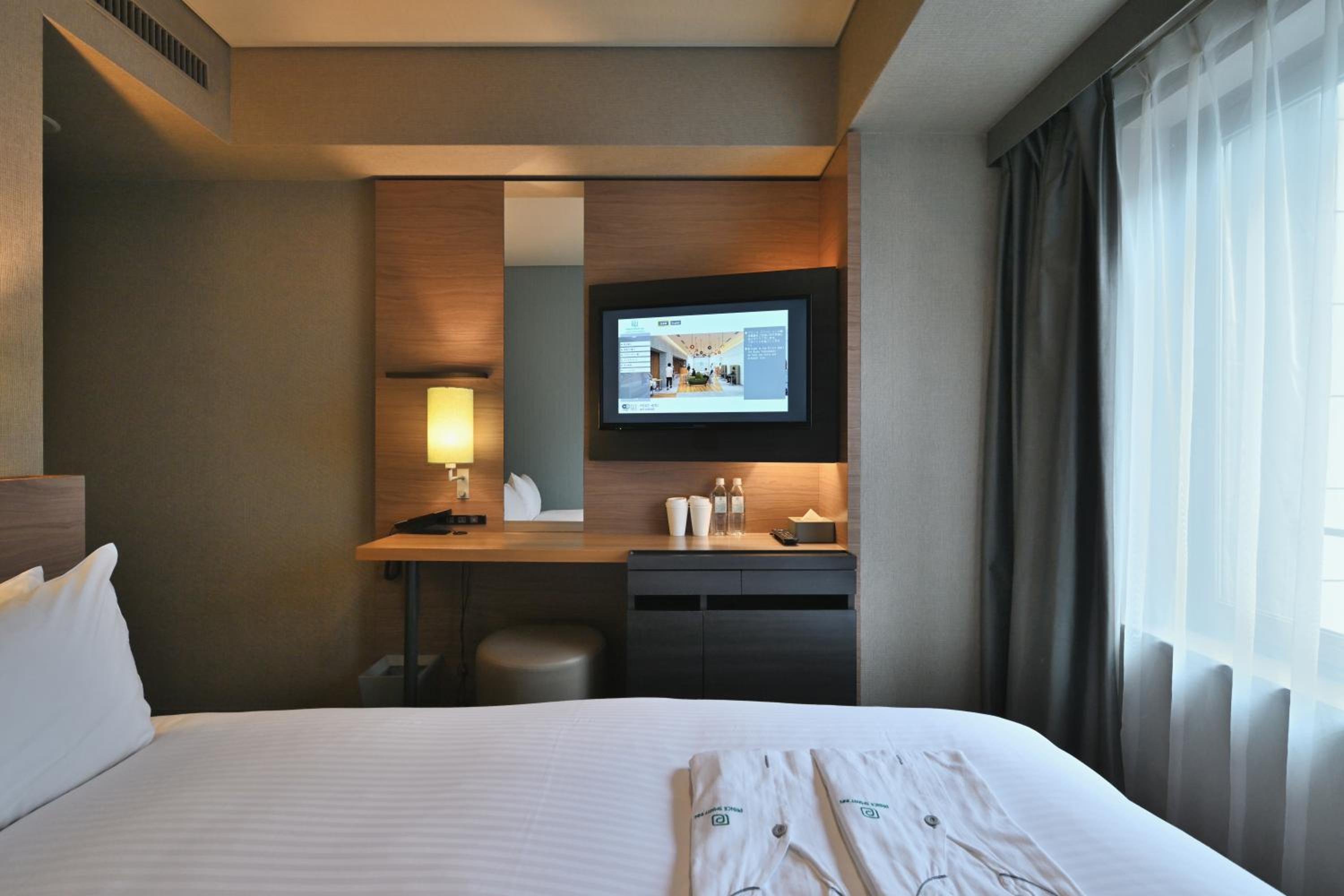 غرفة بسرير مزدوج، Prince Smart Inn Osaka Yodoyabashi 2/3