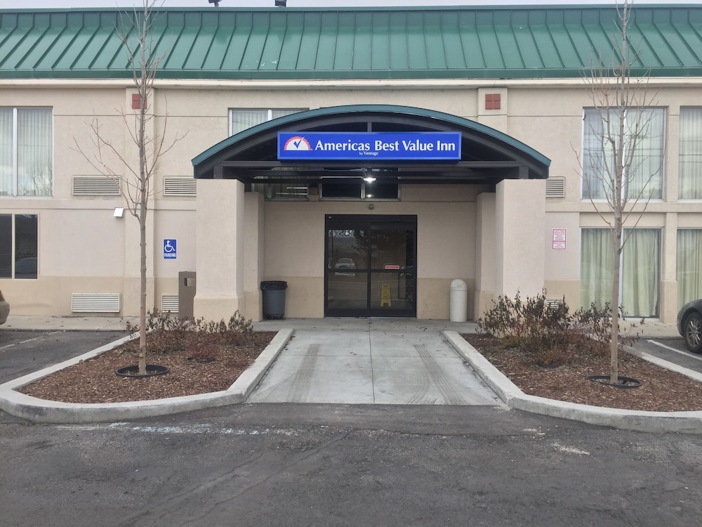 Americas Best Value Inn Suites Boise 33/37