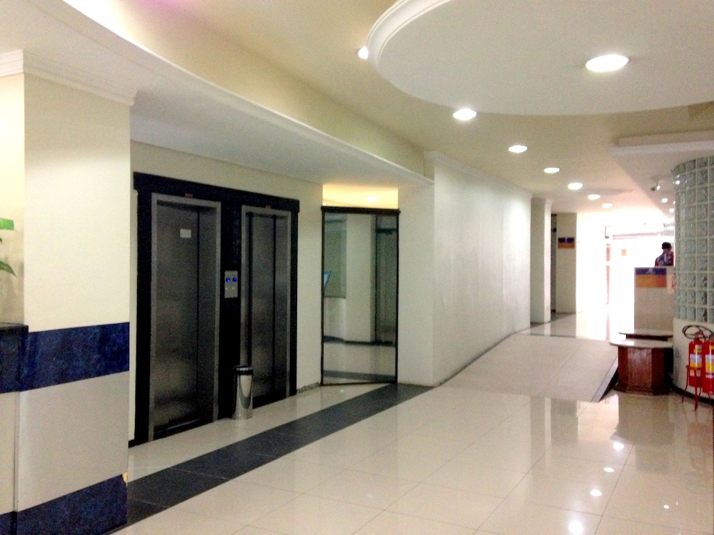 Umbu Hotel 3/50