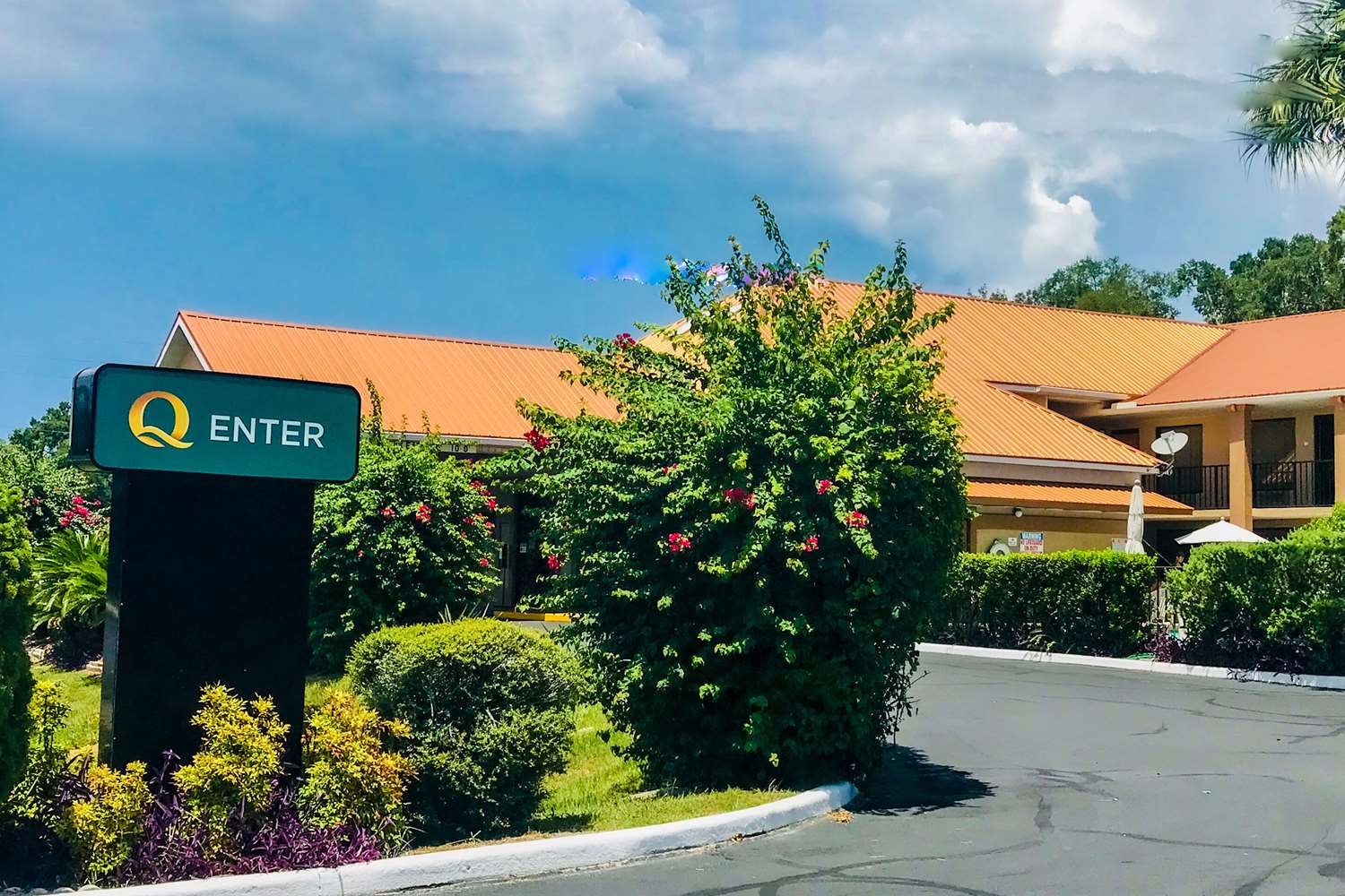 Quality Inn near Manatee Springs State Park 3/12