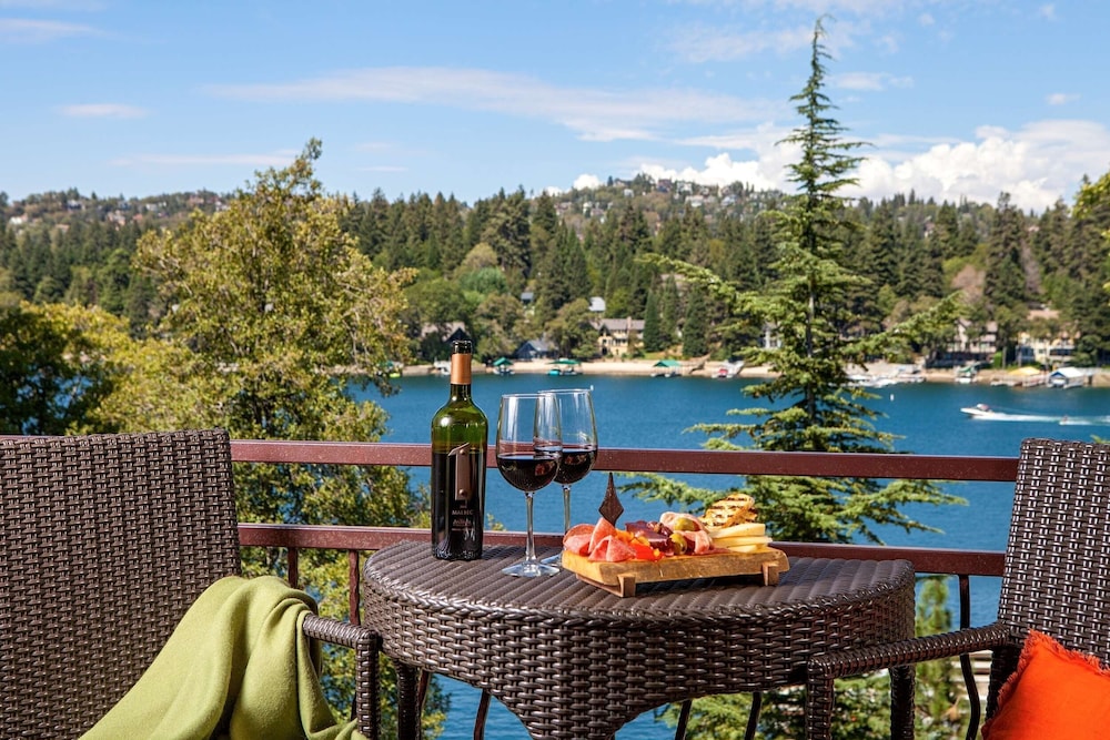 Lake Arrowhead Resort And Spa 32/49