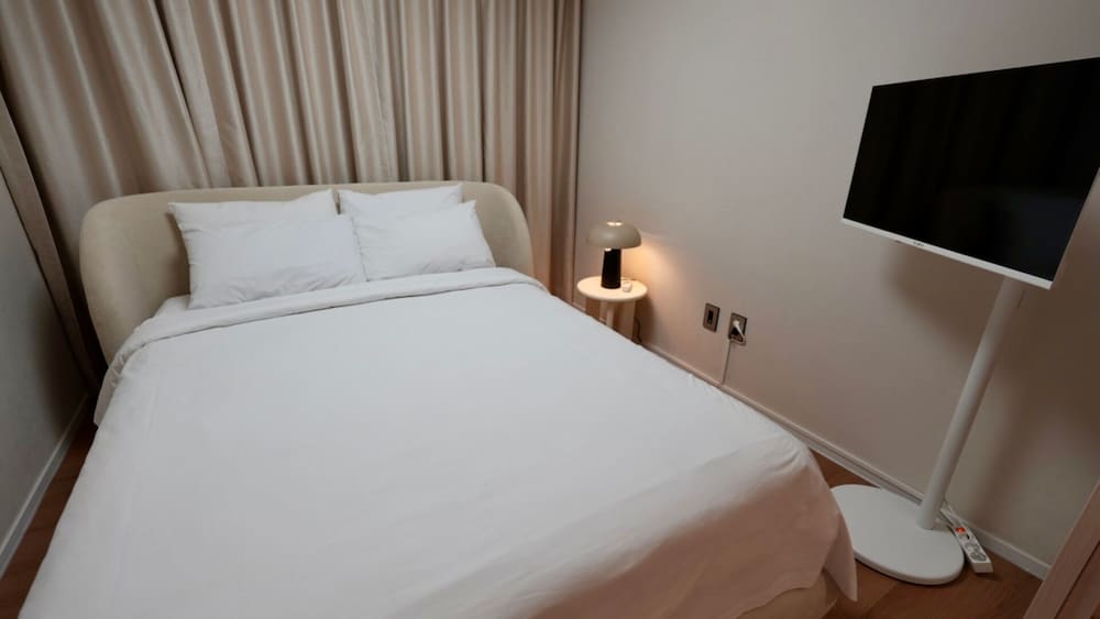Roof Top, Spa, Queen Bed
