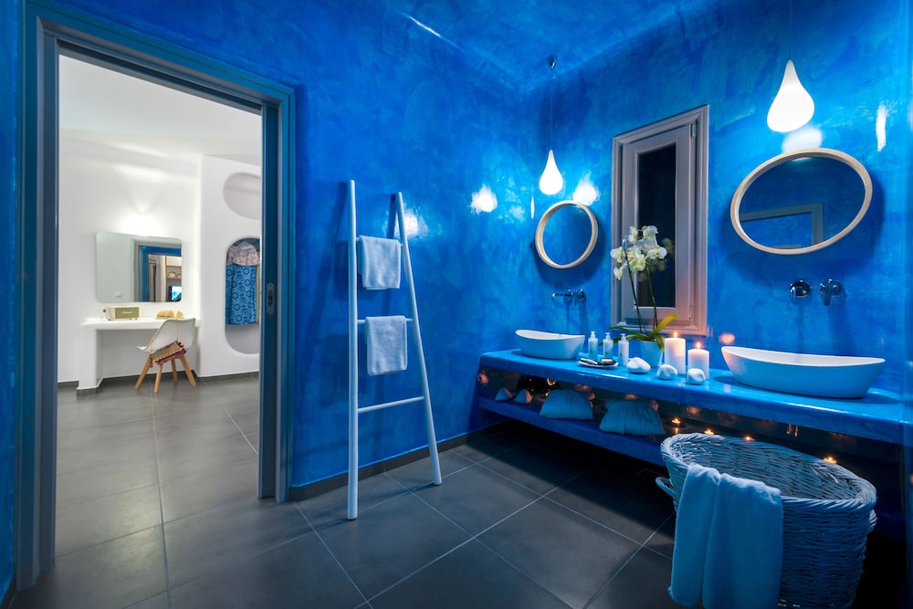San Marino Suites 48/50