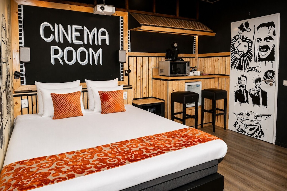 Amsterdam Teleport Hotel 16/74