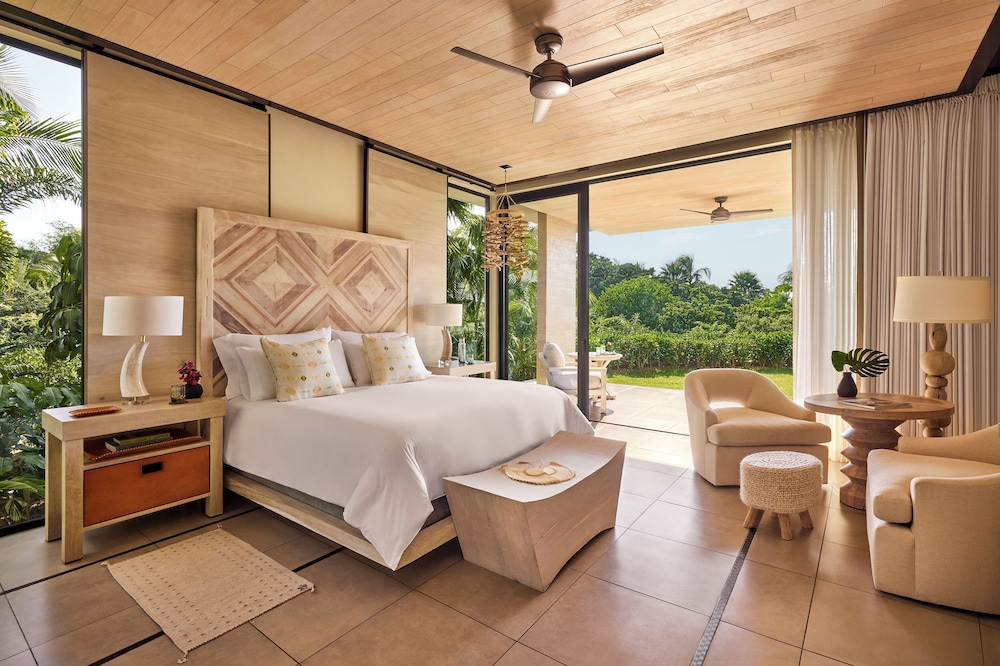 Studio, King Bed, Ocean Front, Cliff Side