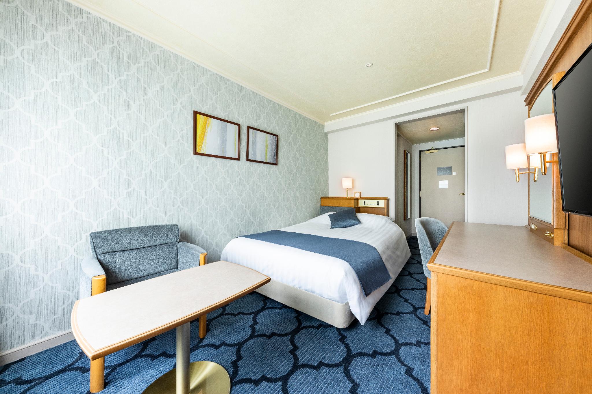 Economy, Double Bed, East Wing