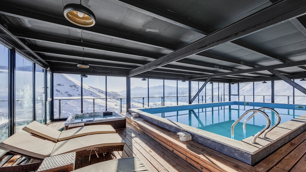Gudauri Loft 24/50