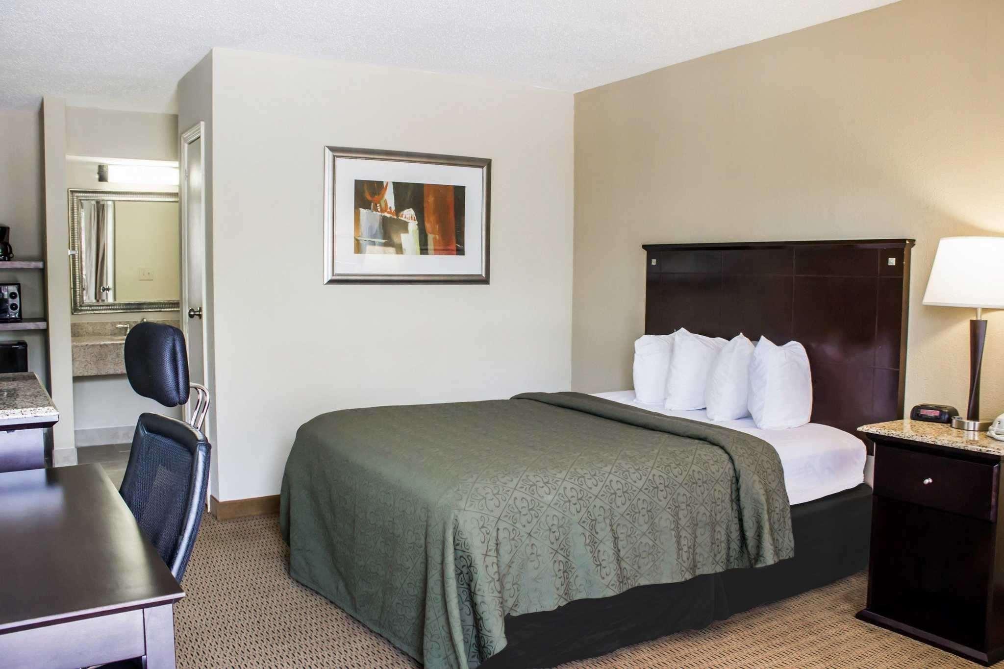 Upgrade, 2 Queen Beds