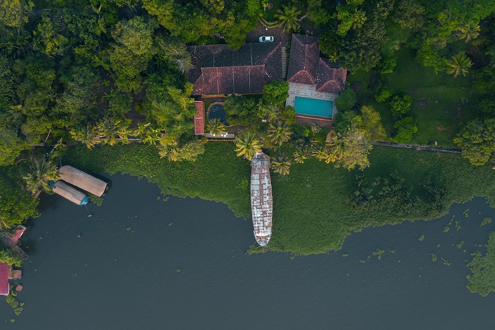 BluSalzz Escapade - Muhamma, Alleppey - Kerala by ZUZU 39/45
