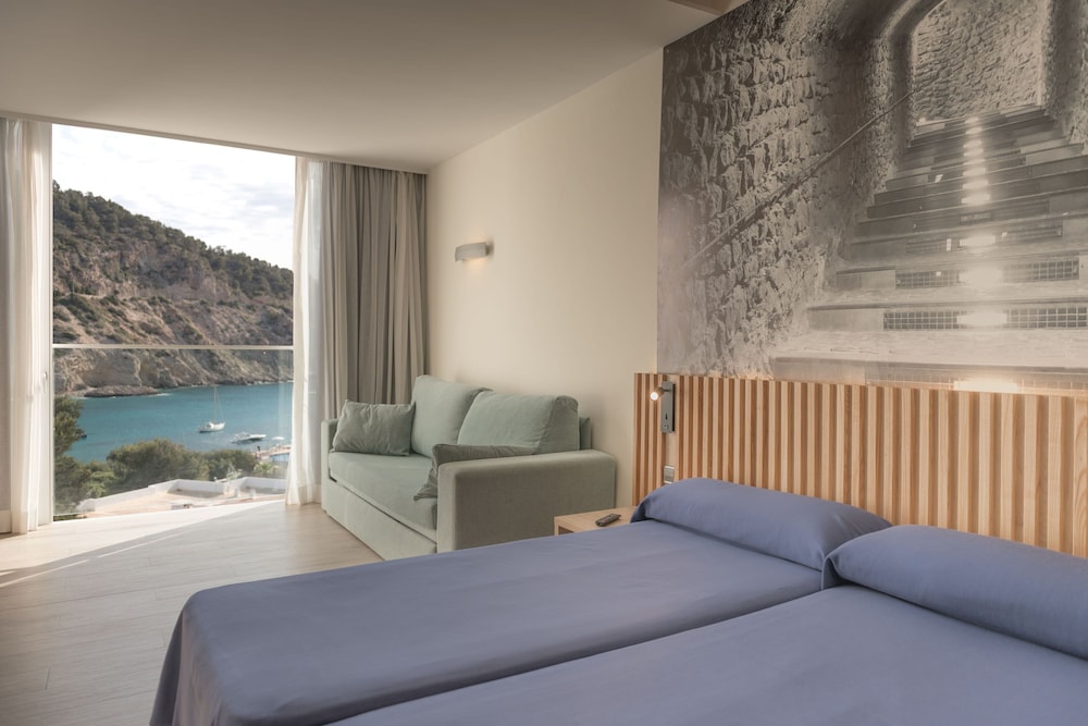 Hotel El Pinar 32/50