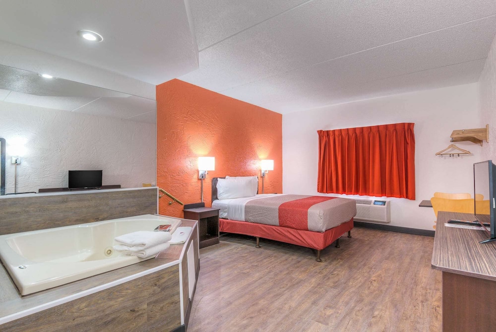 Motel6 Bridgeview, IL 32/64