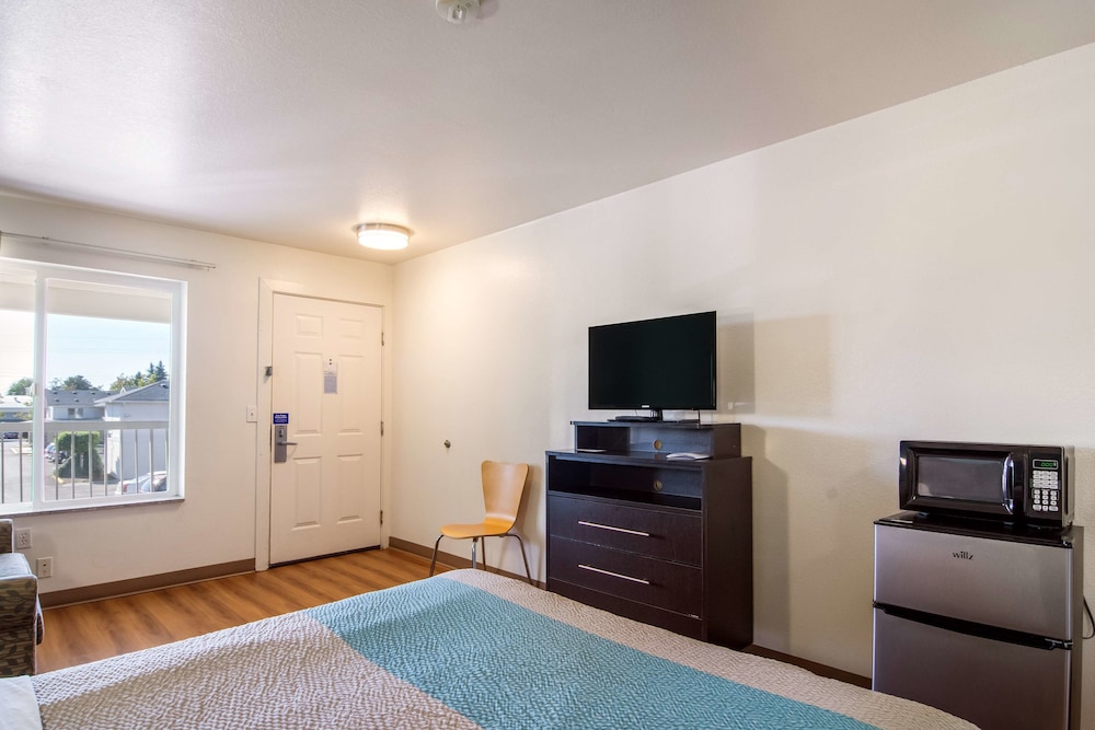 Motel6 Portland, OR Mall 205 31/37