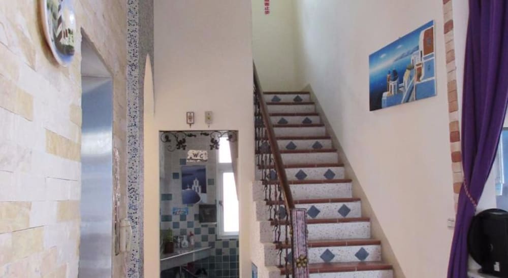 Lighthouse B&B 48/71