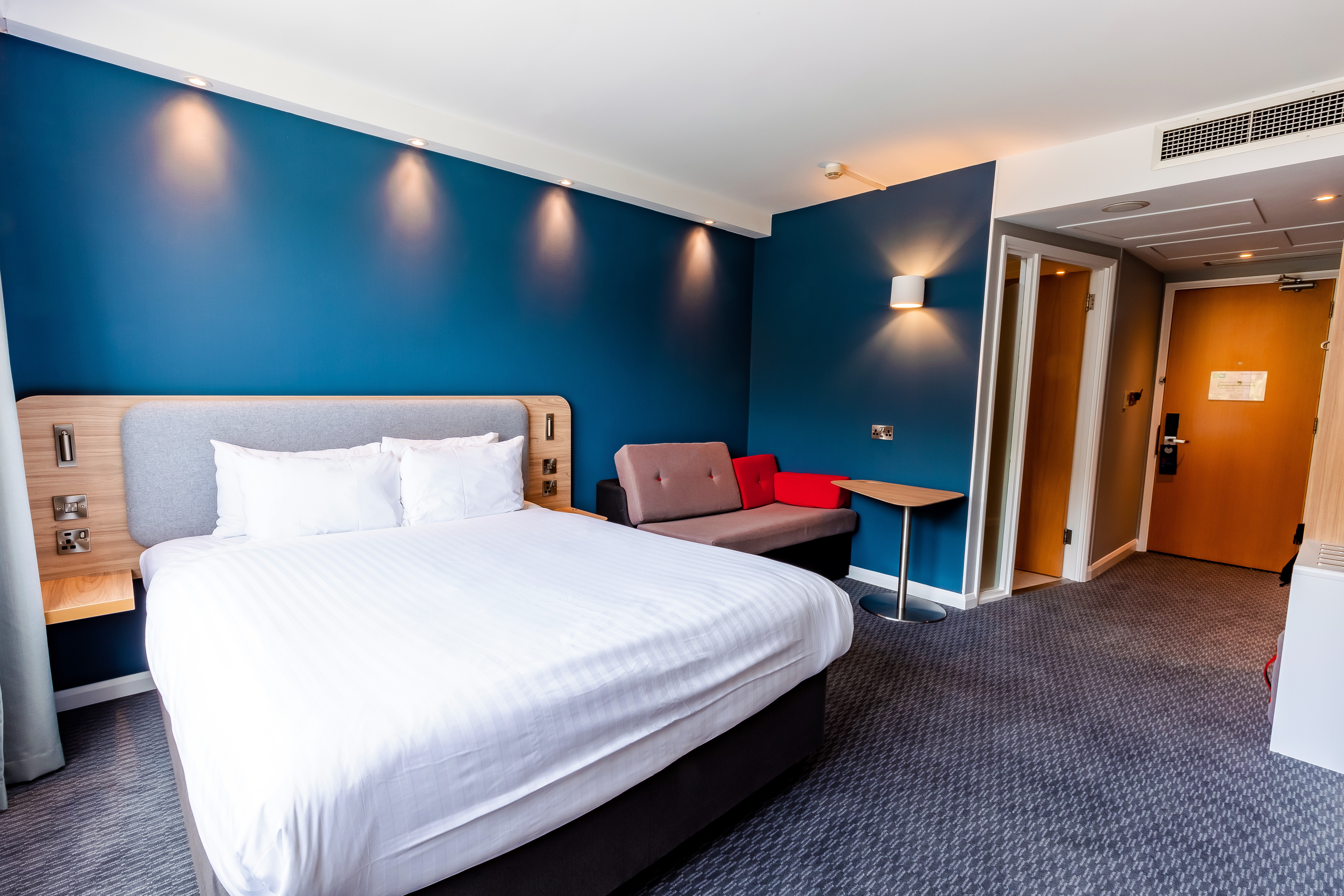 Holiday Inn Express Norwich 24/57