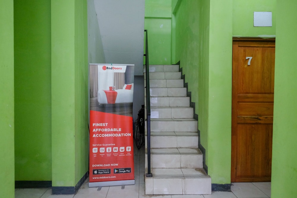Reddoorz Near Politeknik Manado 15/30