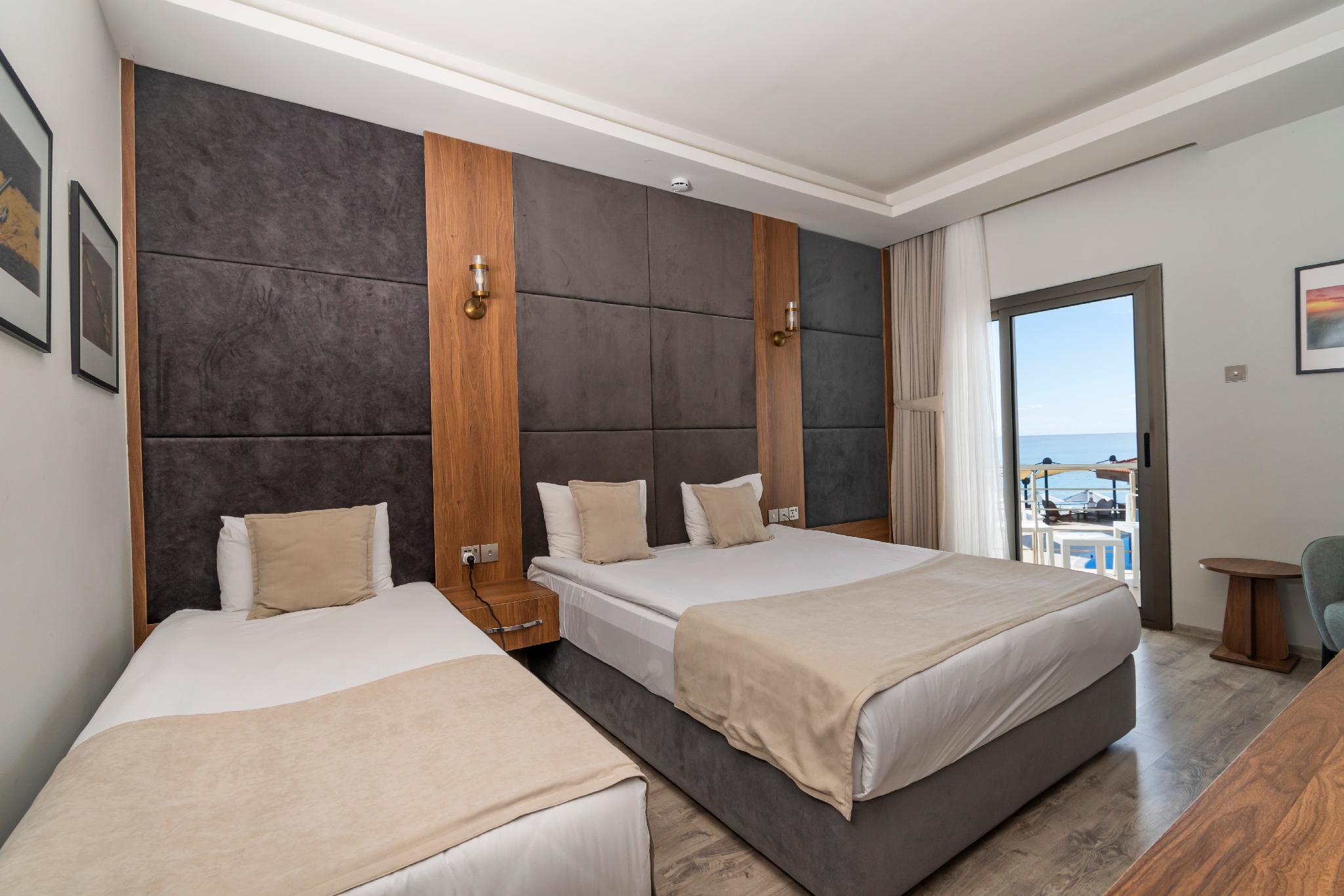 Standard, Sea View