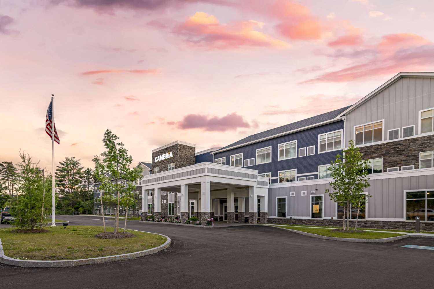 Cambria Hotel North Conway 27/27