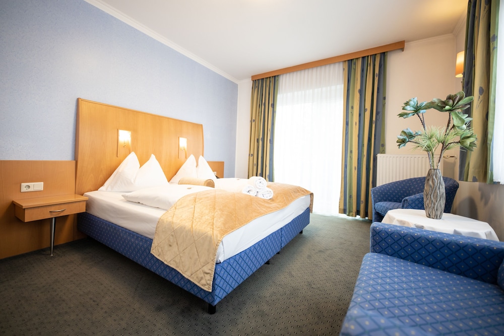 Maiers Hotel Oststeirischer Hof 8/77