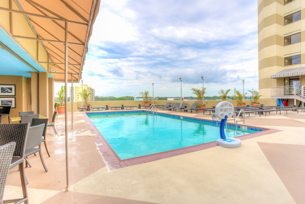 Beach Quarters Resort 45/50