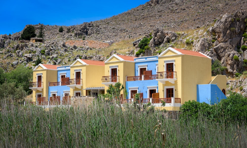 A Symi Residences 60/68