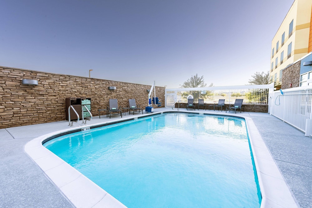 Fairfield Inn & Suites By Marriott Phoenix West/Tolleson 1/31