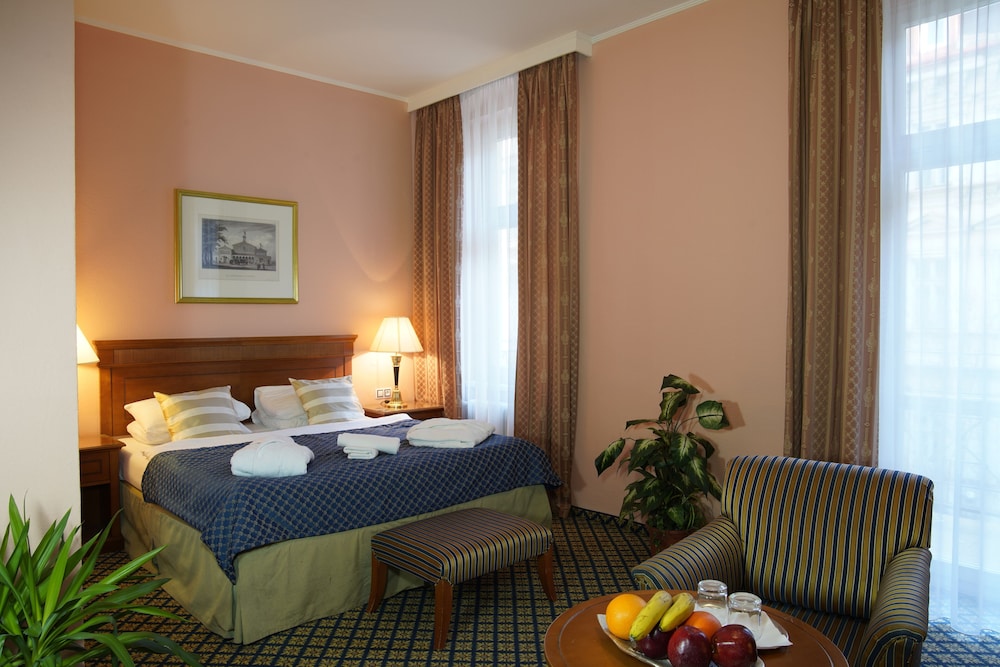 Spa Lauretta Hotel 33/40