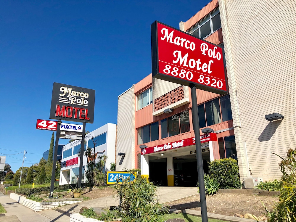 Marco Polo Motor Inn 1/56