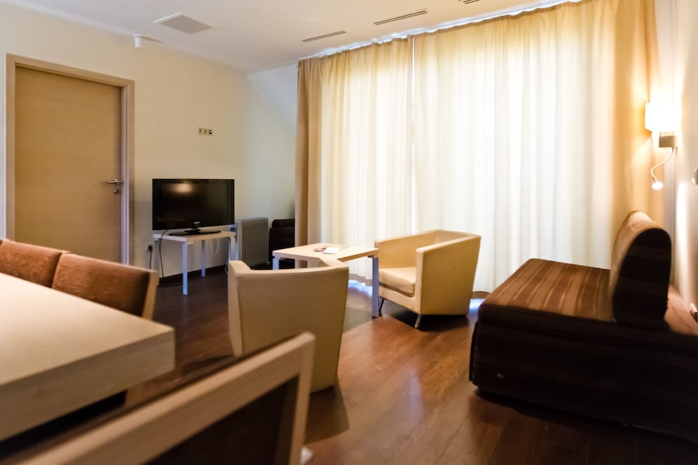 Echo Residence All Suite Hotel 19/50
