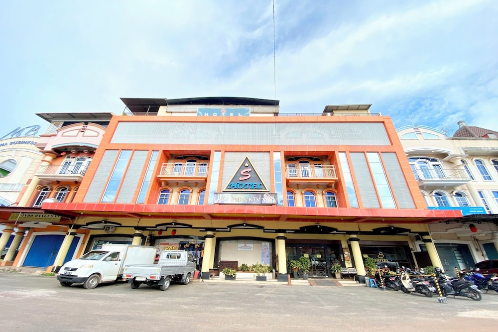 Collection O Batam near DC Mall formerly S Hotel photo5